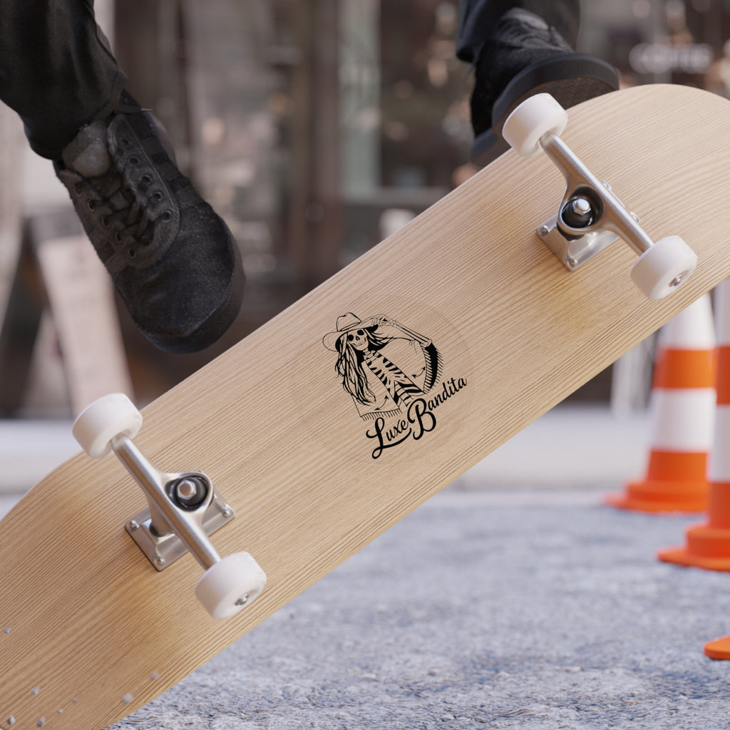 Luxe Bandita - Round Transparent Outdoor Sticker