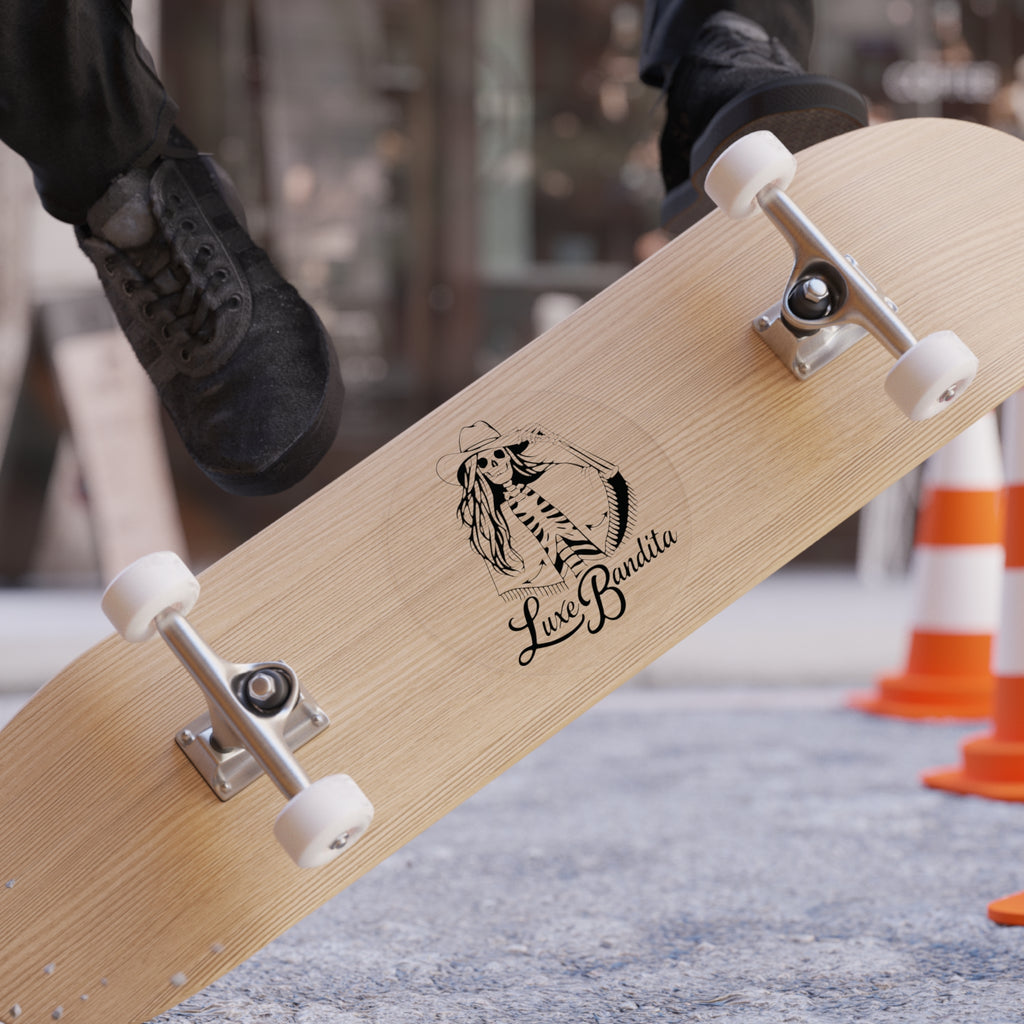 Luxe Bandita - Round Transparent Outdoor Sticker